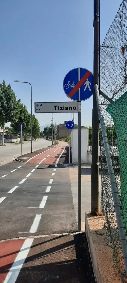 Pista ciclabile — Acerra (NA), fotografia 13 di 24