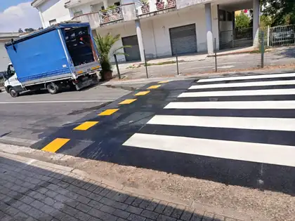 Attraversamenti pedonali rialzati — Agropoli (SA), fotografia 3 di 22