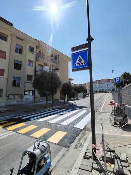 Attraversamenti pedonali rialzati — Agropoli (SA), fotografia 7 di 22