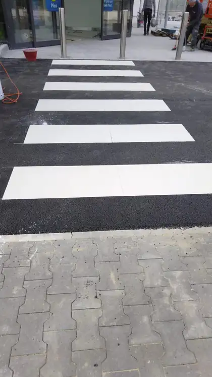 Segnaletica del punto vendita LIDL — Agropoli (SA), fotografia 3 di 12