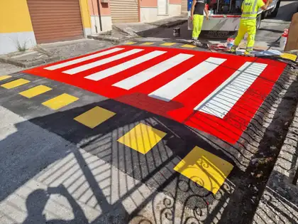 Attraversamenti pedonali rialzati — Bagnoli Irpino (AV), fotografia 7 di 16