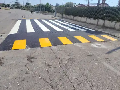 Attraversamenti pedonali rialzati — Capaccio Paestum (SA), fotografia 5 di 25