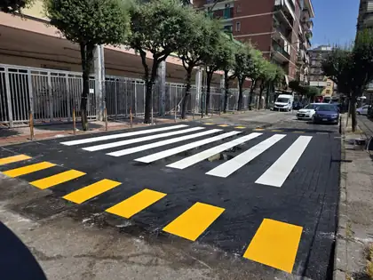 Attraversamenti pedonali rialzati — Casoria (NA), fotografia 4 di 6