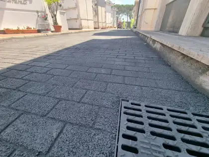 Asfalto stampato al cimitero comunale — Cicciano (NA), fotografia 11 di 11