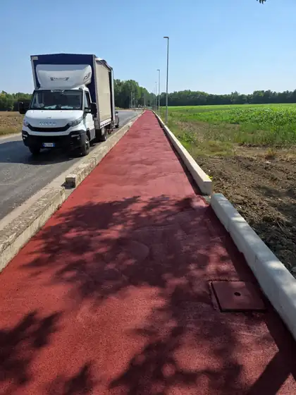 Pista ciclabile — Grazzanise (CE), fotografia 1 di 14