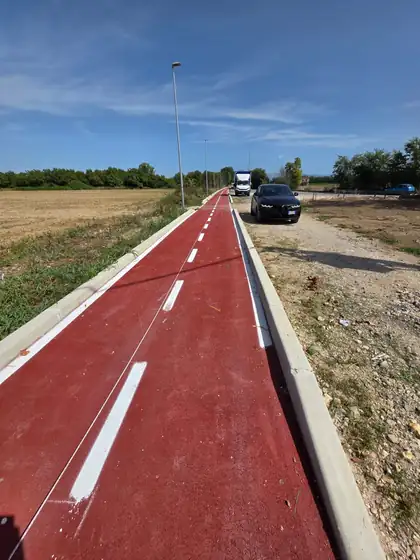 Pista ciclabile — Grazzanise (CE), fotografia 3 di 14