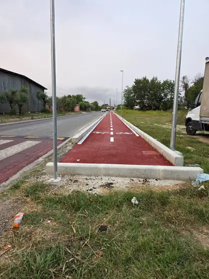 Pista ciclabile — Grazzanise (CE), fotografia 8 di 14