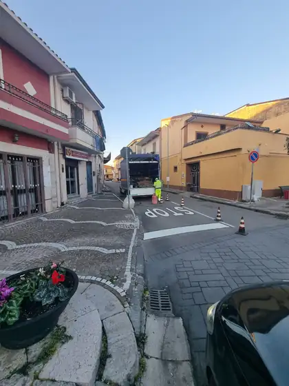 Segnaletica in preformato plastico — Grazzanise (CE), fotografia 6 di 28