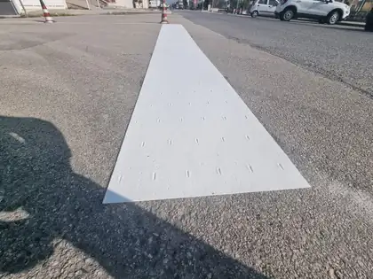 Segnaletica in preformato plastico — Grazzanise (CE), fotografia 18 di 28