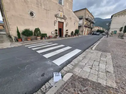 Segnaletica in preformato plastico — Pietramelara (CE), fotografia 9 di 13