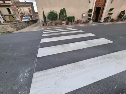 Segnaletica in preformato plastico — Pietramelara (CE), fotografia 13 di 13
