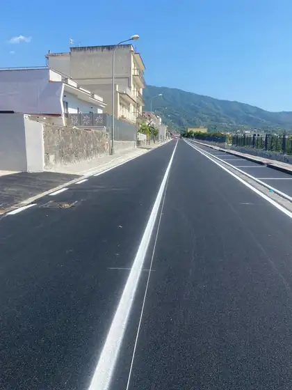 Segnaletica orizzontale — Pollena Trocchia (NA), fotografia 6 di 6