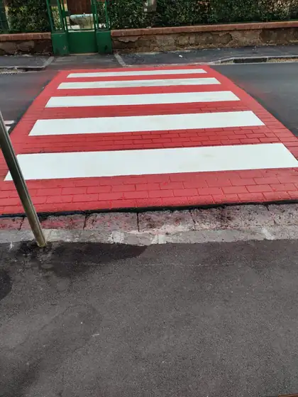 Asfalto stampato — Portici (NA), fotografia 8 di 24