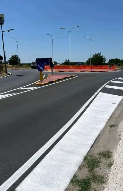 Segnaletica orizzontale sulla viabilità provinciale — Provincia di Caserta, fotografia 4 di 8