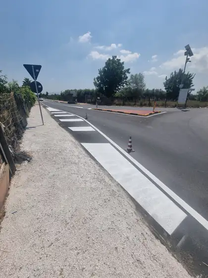 Segnaletica orizzontale sulla viabilità provinciale — Provincia di Caserta, fotografia 6 di 8