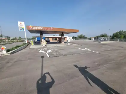 Segnaletica di un distributore di carburante — San Giuseppe Vesuviano (NA), fotografia 18 di 20