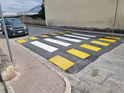 Attraversamenti pedonali rialzati — Sant'Antonio Abate (NA), fotografia 7 di 9
