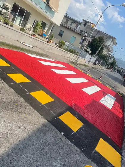 Attraversamenti pedonali rialzati — Saviano (NA), fotografia 8 di 13